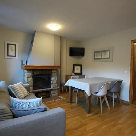 別荘 Bonita Casa De Montana En El Pirineo エスカリリャ